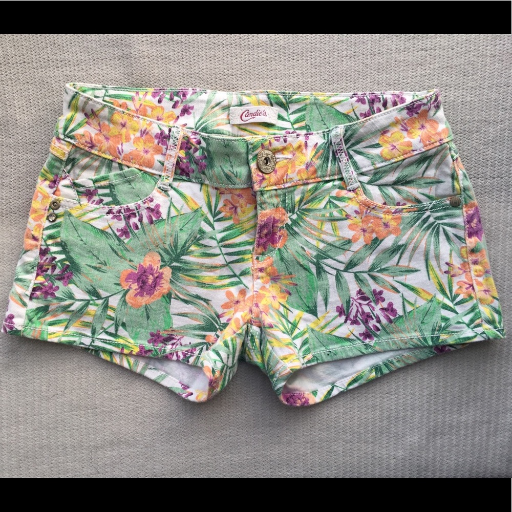 NEW✨Candies Tropical Jean Shorts